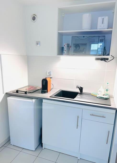 Studio Gare St Roch Avec Box De Garage Apartment Montpellier Luaran gambar
